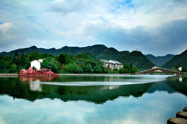 吉林省財(cái)政廳關(guān)于支持綠色低碳發(fā)展推動(dòng)碳達(dá)峰碳中和的實(shí)施意見